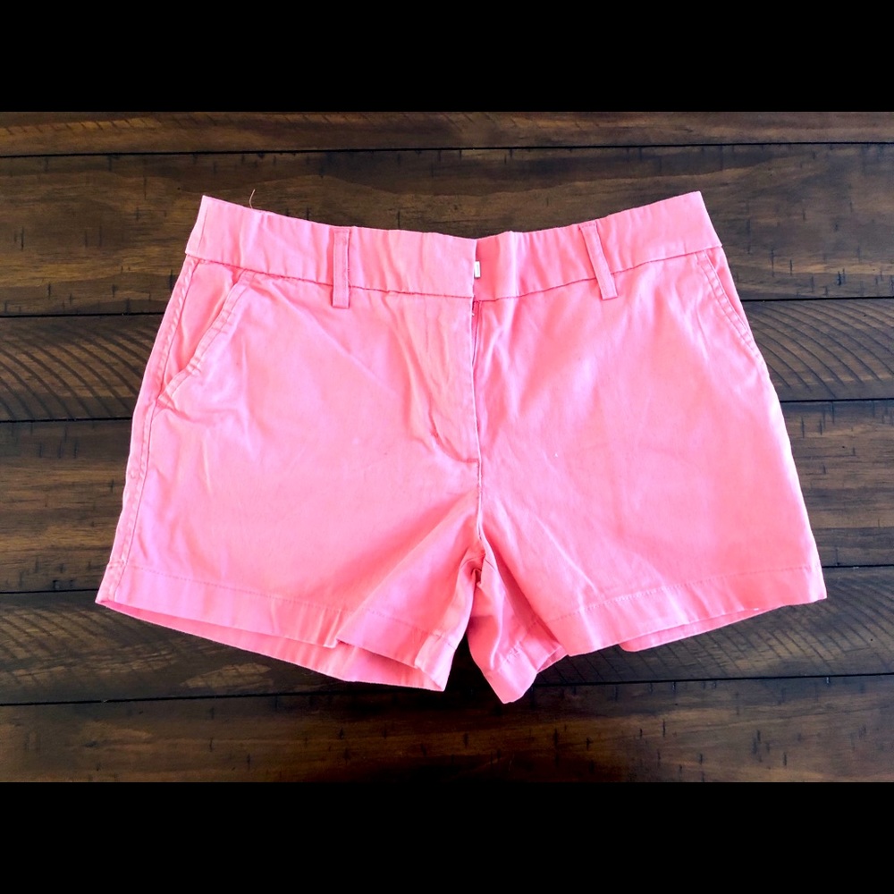 Peach shorts 🍑